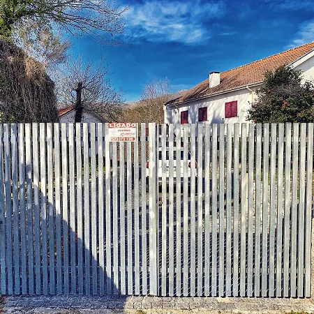 2 Bedrooms Chalet With View And Enclosed Garden At Chalé *